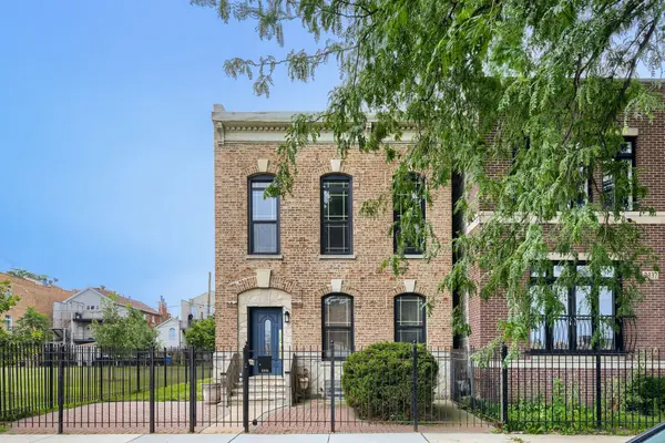 2335 W Maypole AVE, Chicago, IL 60612