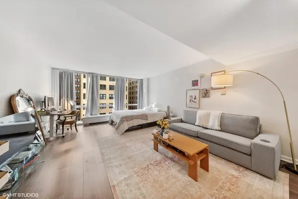 2400 N Lakeview AVE #1107, Chicago, IL 60614