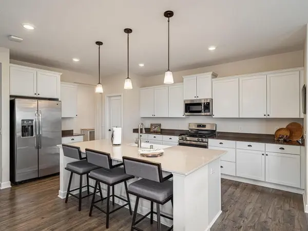 11516 Brookview DR, Maple Grove, MN 55311