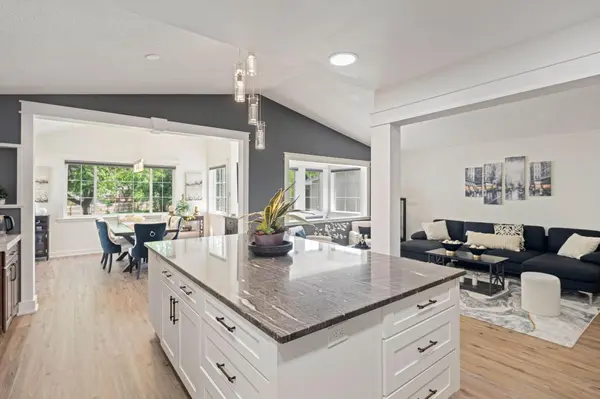 7712 N College Park DR, Brooklyn Park, MN 55445