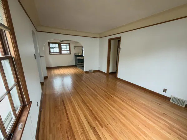 1481 Edgerton ST, Saint Paul, MN 55130