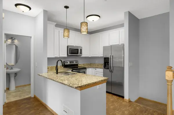 3802 Abercrombie LN, Stillwater, MN 55082