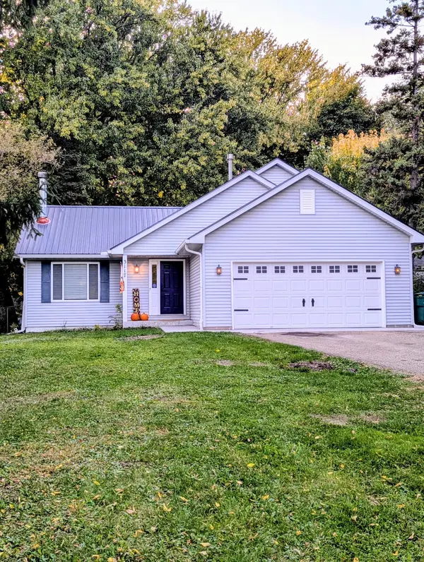 3117 Douglas DR N, Crystal, MN 55422