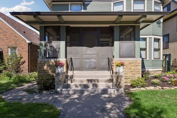 1089 Lincoln AVE, Saint Paul, MN 55105