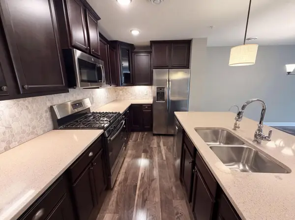 9873 5th Street LN N, Lake Elmo, MN 55042