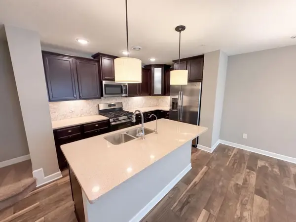 9873 5th Street LN N, Lake Elmo, MN 55042