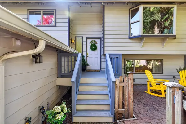 6 156th PL SW, Bothell, WA 98012