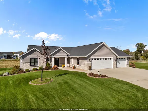 4265 N DEER VALLEY CT, Appleton, WI 54913