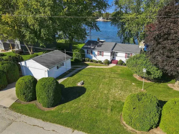 W943 SOUTH SHORE LN, Saint Cloud, WI 53079-1343
