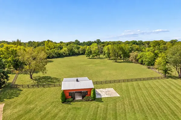 8221 Twin Springs Ct, Brentwood, TN 37027