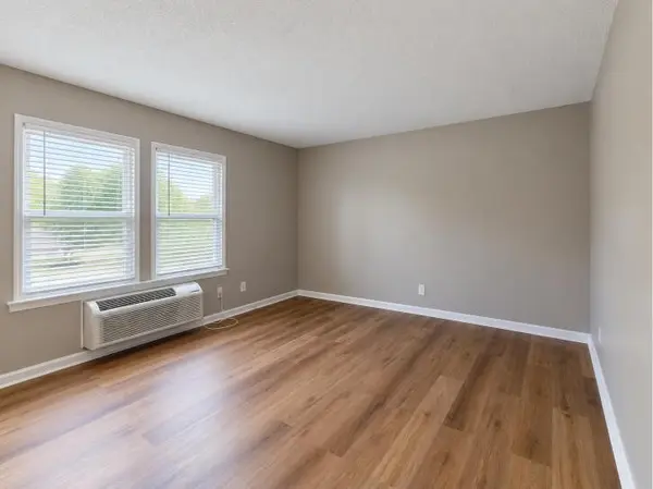 756 Ringgold Rd #1, Clarksville, TN 37042