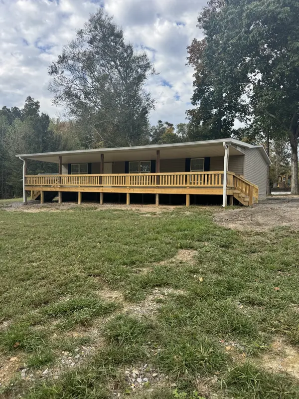458 Whitley Hollow Rd, Red Boiling Springs, TN 37150