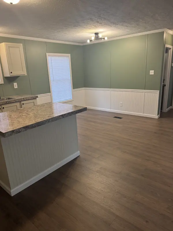 458 Whitley Hollow Rd, Red Boiling Springs, TN 37150