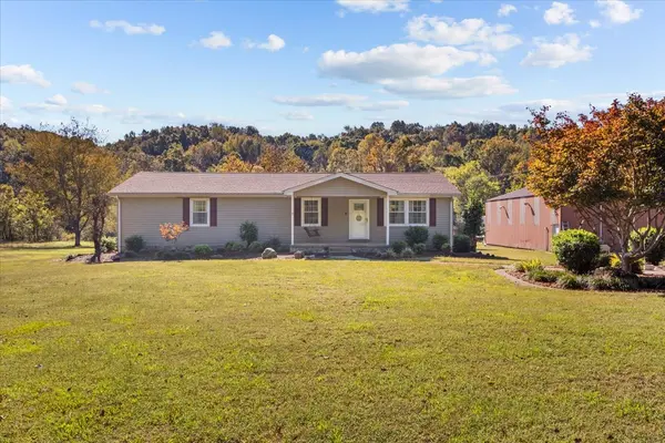 359 Ogden Rd, Waverly, TN 37185
