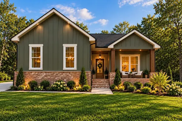 1128 Ridgecrest Dr, Dickson, TN 37055