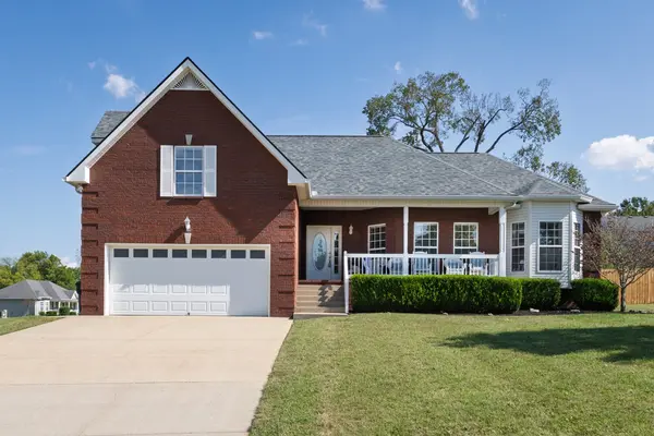 15 Abbey Rd, Lebanon, TN 37090