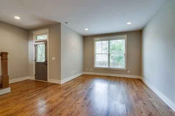 902 Cheatham Pl #A, Nashville, TN 37208