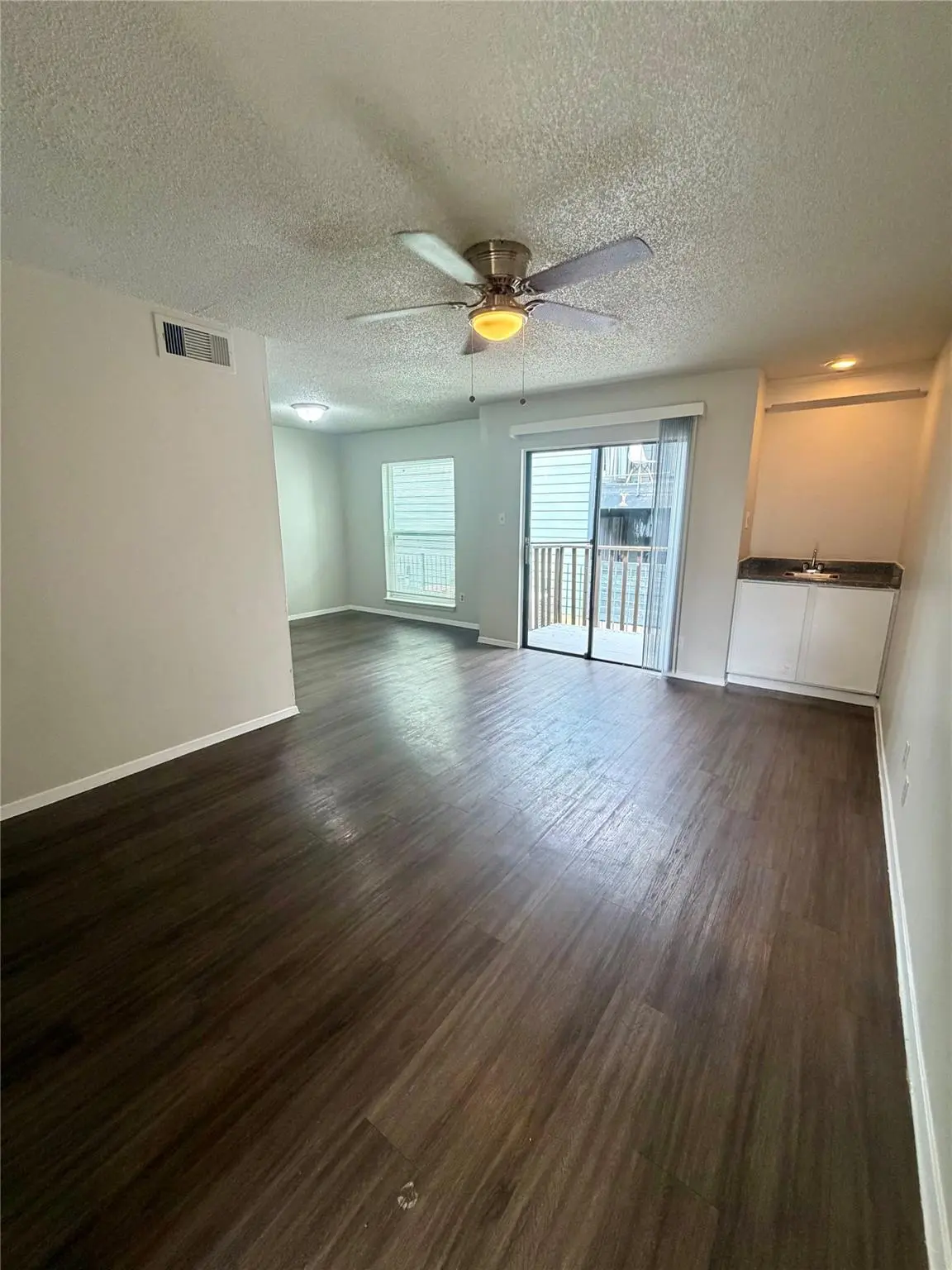 8017 Gessner DR #212, Austin, TX 78753