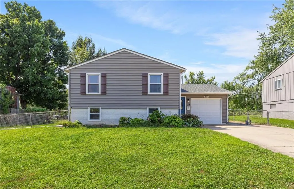 18907 E Susquehanna RDG, Independence, MO 64056