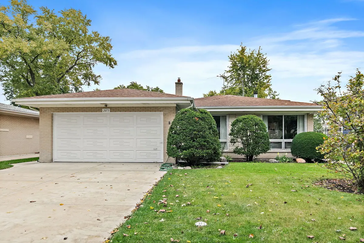 2073 Westview DR, Des Plaines, IL 60018