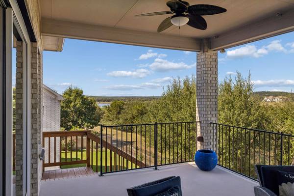 7516 Pace Ravine DR, Lago Vista, TX 78645