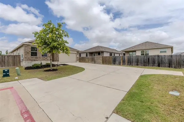 509 Callisto CT #55-K, Jarrell, TX 76537