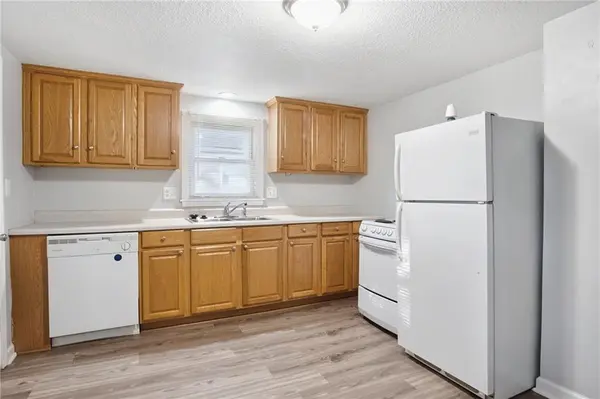 2316 Blue Ridge TER, Independence, MO 64052