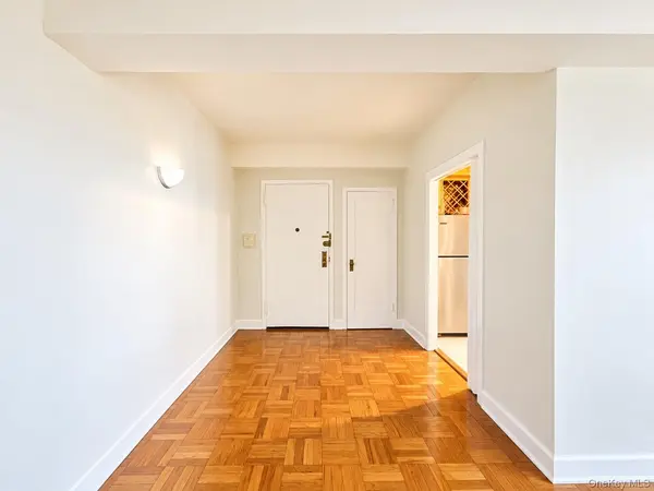 99 Metropolitan OVAL #8B, Bronx, NY 10462