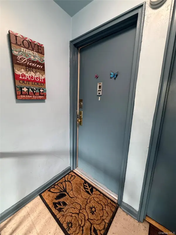 89-01 151st AVE #26, Howard Beach, NY 11414