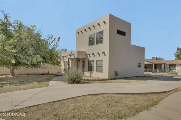 1104 W Parker RD, Las Cruces, NM 88005