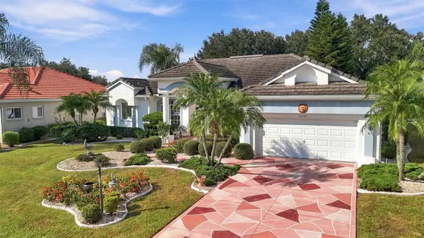 2223 PLATINUM DR, Sun City Center, FL 33573