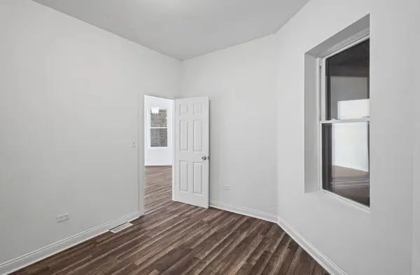 4018 W Polk ST, Chicago, IL 60624