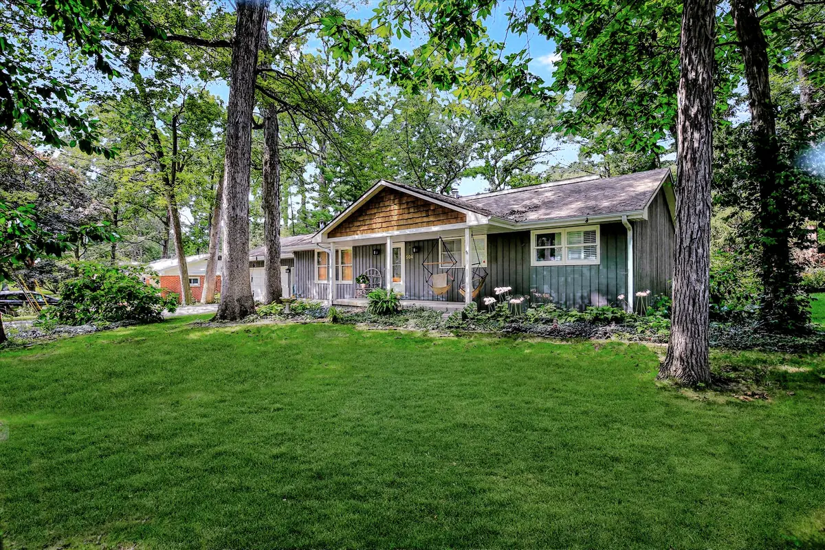 504 W DUNBAR ST, Mahomet, IL 61853