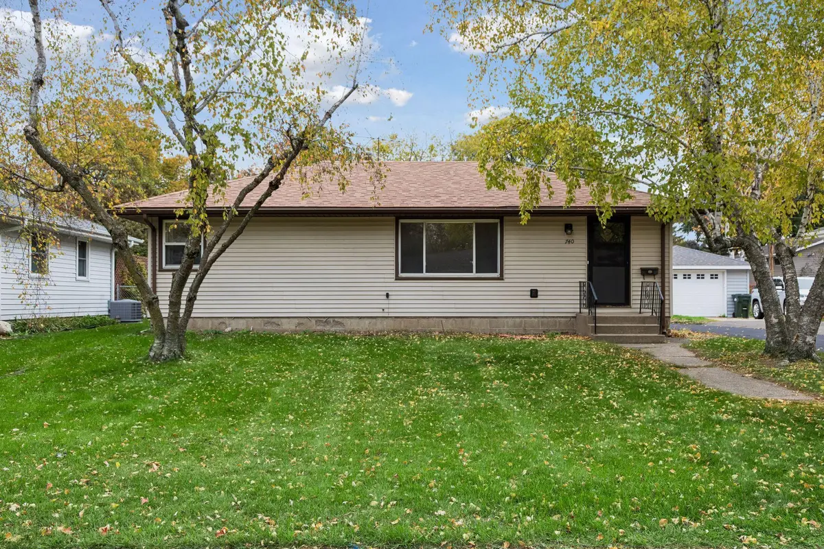 740 24th AVE N, South Saint Paul, MN 55075
