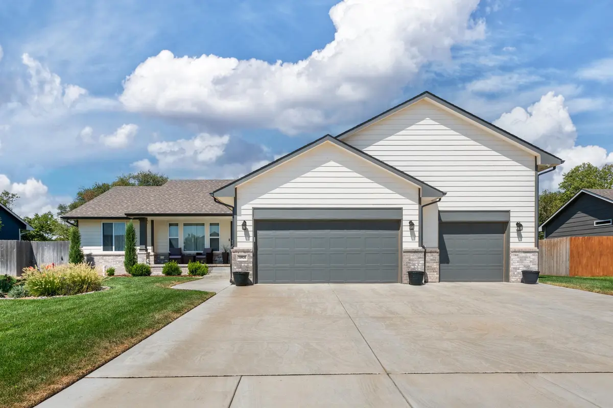 10926 W Cedar Lane, Maize, KS 67101