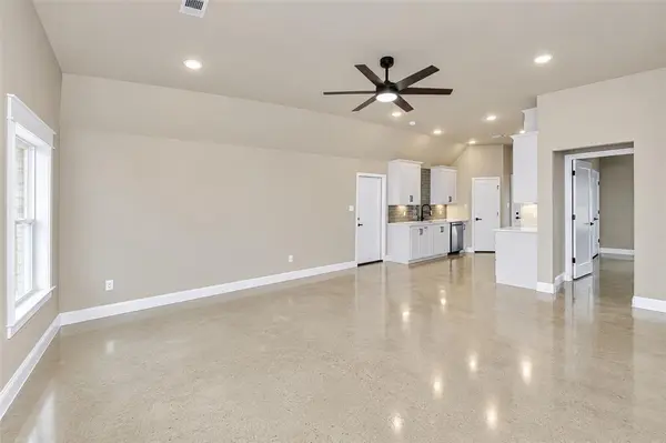 132 Aslan Road, Poolville, TX 76487