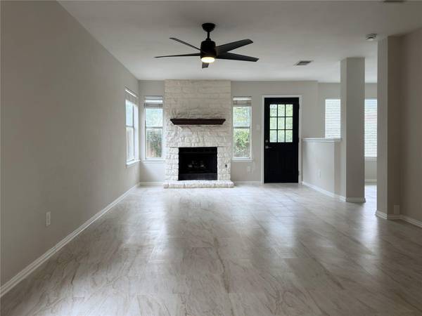 8709 Cretys CV, Austin, TX 78745