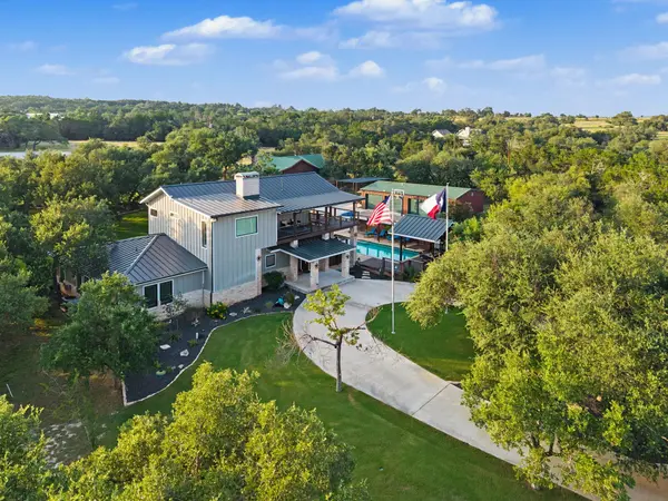 2200 W Fitzhugh RD, Dripping Springs, TX 78620