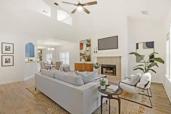 7125 Quimper LN, Austin, TX 78749