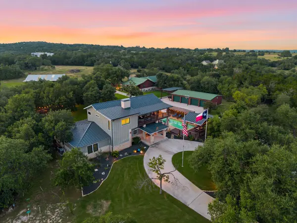 2200 W Fitzhugh RD, Dripping Springs, TX 78620