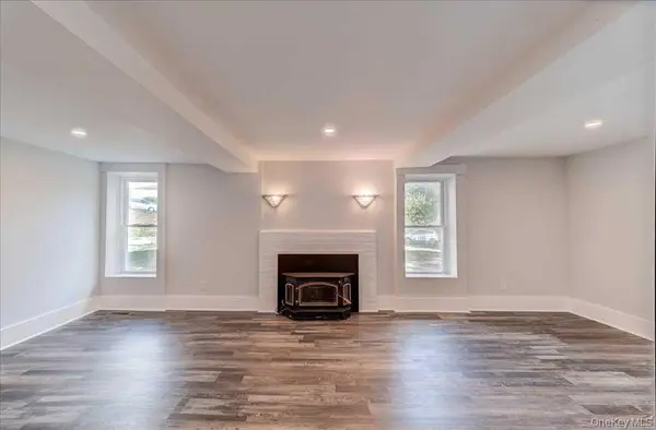 1937 ROUTE 44 #1, Pleasant Valley, NY 12569