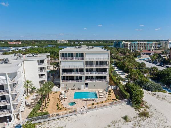 19600 GULF BLVD #202, Indian Shores, FL 33785