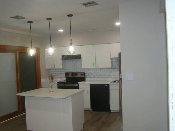 3334 Berwyn AVE #120, North Chicago, IL 60064