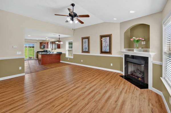 12 Bush ST, Inman, SC 29316