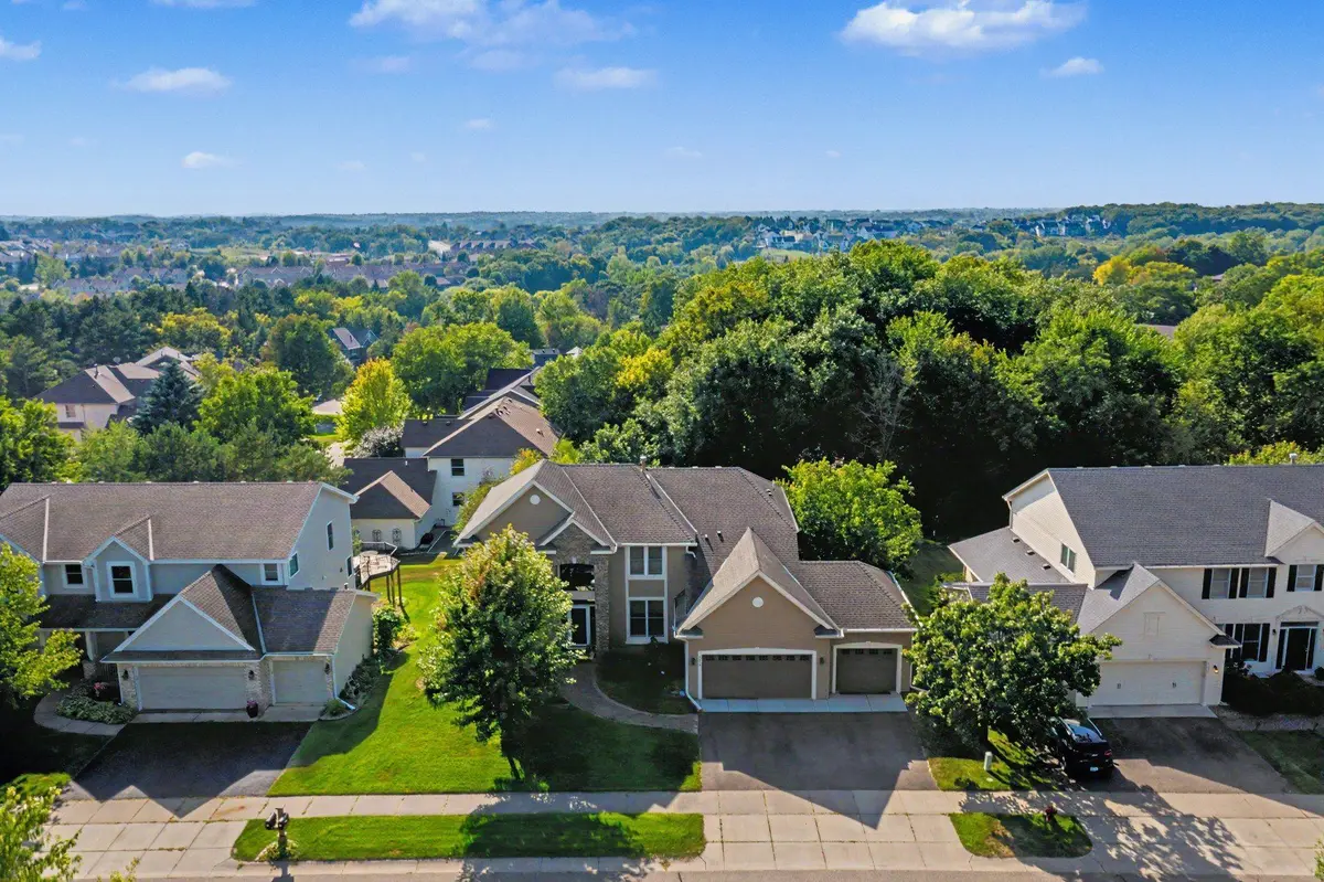 6219 Orchid LN N, Maple Grove, MN 55311