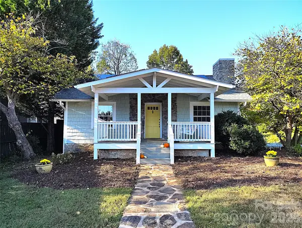 23 Woodley AVE, Asheville, NC 28804