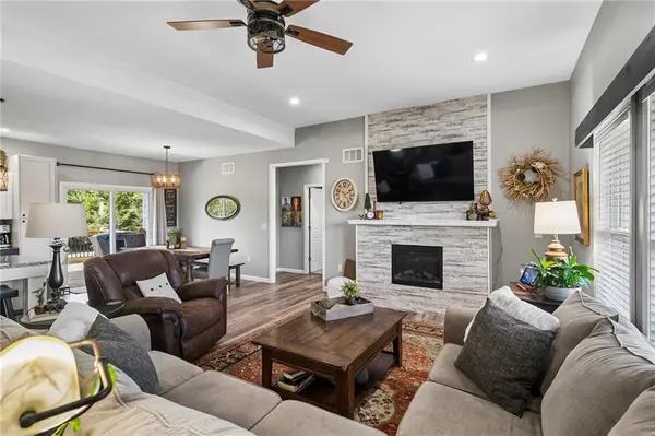 4434 Missouri DR, Ottawa, KS 66067