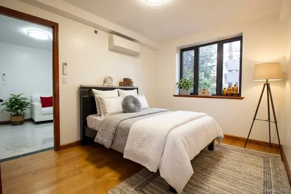 108-38 41St Ave #2B, Corona, NY 11368