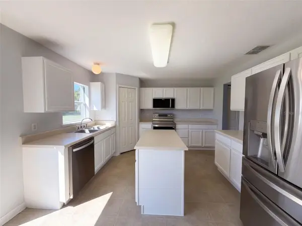 10 FREELAND LN, Palm Coast, FL 32137