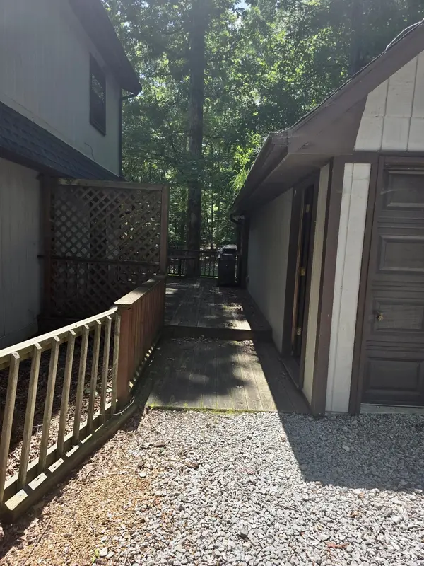 492 Lakeview St, Estill Springs, TN 37330